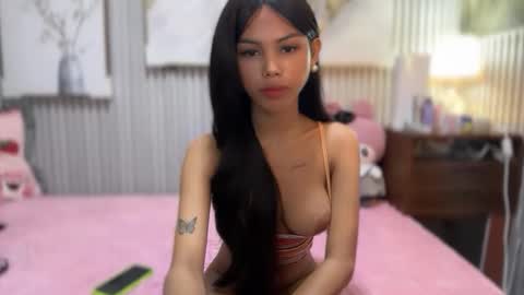 Estela online show from October 14, 4:30 pm