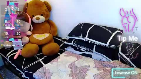 Hello everyone this is your beloved Athena again I present the most comfortable and kind room I accept everyone with kindness online show from December 4, 8:08 am