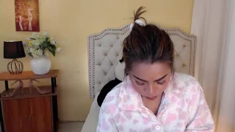 princessyanzy1 online show from February 25, 11:55 pm