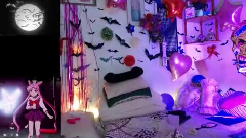 purplekattlyn online show from January 13, 4:42 am