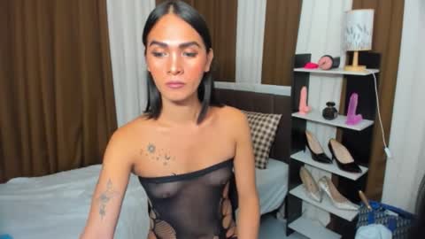 Queen Dyosa online show from October 12, 7:05 pm