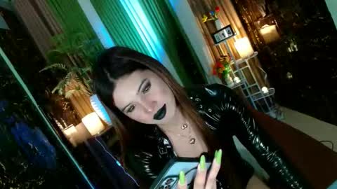 Kendal  online here from 6am-3pm philippine time online show from October 14, 12:44 am