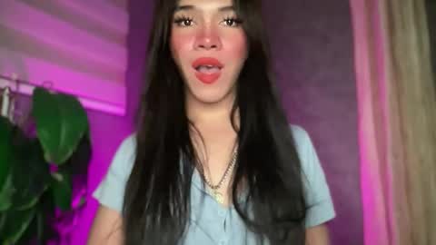 QUEEN online show from April 13, 9:08 pm