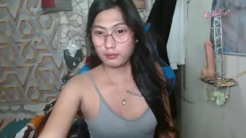 queensteffi online show from May 9, 10:03 pm