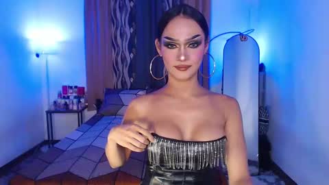 ValentinaMoone online show from December 28, 8:48 am