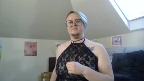 queerlyjaz online show from December 13, 8:04 pm