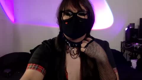 RaeCDboy online show from July 14, 9:24 am