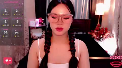 raeganclinton online show from September 28, 2:21 am