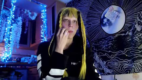  Yrriel Strife Candy-Demon Caveboy mr. Cringe   online show from January 19, 11:56 am