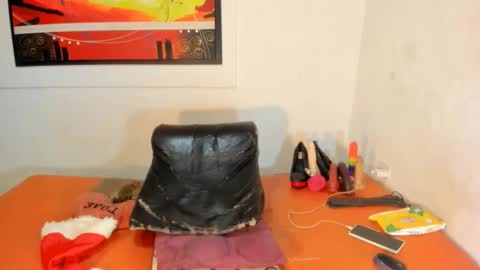 rebecabanks online show from December 29, 2:06 am