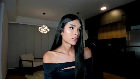  REICHEL  online show from December 22, 2:05 am