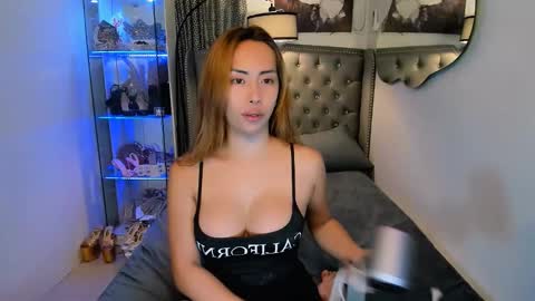 reighnempress online show from September 24, 3:12 am