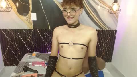 reneepaz online show from April 10, 6:57 pm