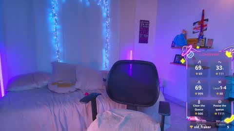 Romi Rouse online show from September 24, 8:53 am