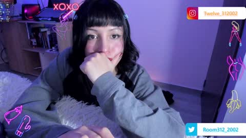 Twelve 3 Inst Twelve 312002 Twitter Room312 2002 online show from December 21, 11:56 pm