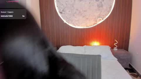 Rose online show from February 18, 1:52 pm