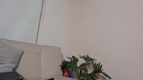 Lyla OF roselinedior online show from January 4, 11:43 am