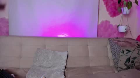 Lyla OF roselinedior online show from February 17, 5:53 pm