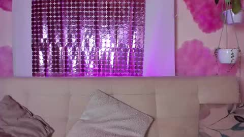 Lyla OF roselinedior online show from February 18, 5:11 pm