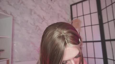 Lyla OF roselinedior online show from April 2, 3:54 pm