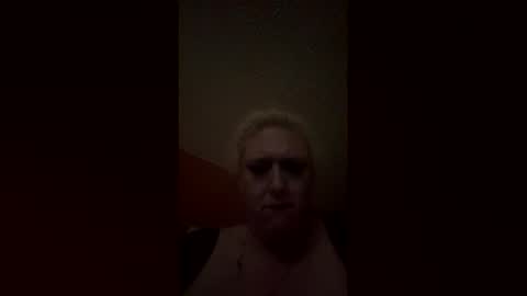 rosieleebrown online show from April 4, 10:02 am