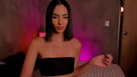 val online show from May 21, 11:45 pm