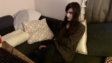 sabinewinters online show from April 19, 4:13 am