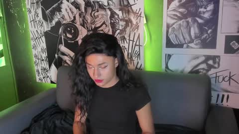 Snapshot of sabrina_rose__ chatting on December 27, 3:09 am Sabrina Rose online show from December 27, 3:09 am
