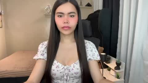 sabrinamadonna54 online show from June 11, 12:43 am