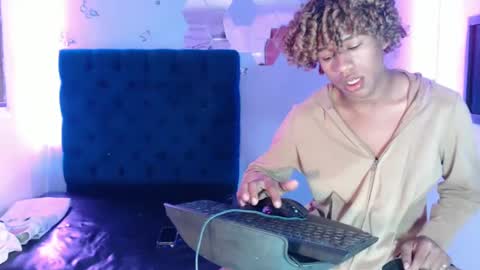 santy_dirtyhot online show from January 21, 7:17 pm