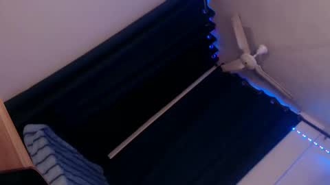 Sasha online show from March 6, 7:54 am