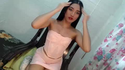 KEYLLA online show from May 15, 1:47 am
