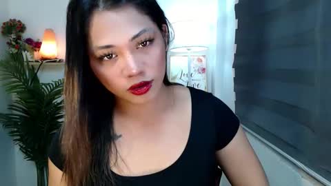    online show from October 26, 12:12 pm