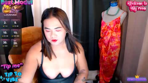 scarlette online show from November 16, 2:32 am