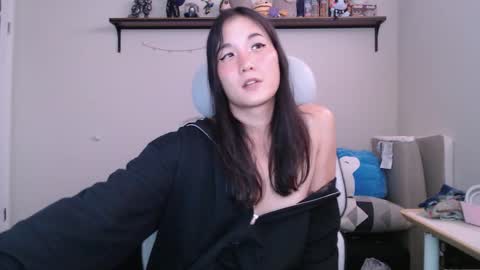 Snapshot of sen_and_sin chatting on October 15, 12:32 am Sen online show from October 15, 12:32 am