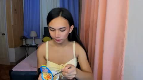 serene_xxx online show from July 13, 2:47 am