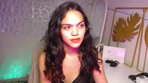 Bella online show from November 14, 10:07 pm