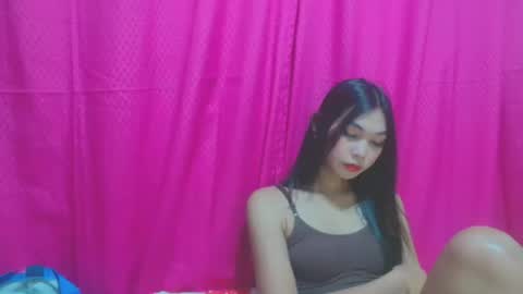 sexyhornyts4u online show from April 19, 12:28 pm