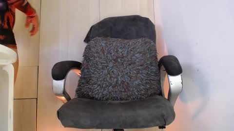    online show from February 26, 4:50 am