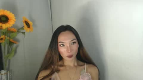 sexyshinixx online show from February 25, 8:09 pm