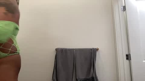 Sissyblkgoddess online show from April 15, 2:39 am