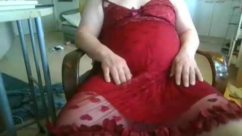 Snapshot of sissymarika chatting on September 20, 7:25 am Marika online show from September 20, 7:25 am