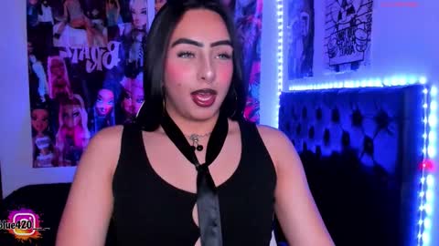 blue online show from February 22, 12:58 am