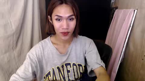 Snapshot of slutqueen_raz chatting on September 17, 4:23 pm Raz online show from September 17, 4:23 pm