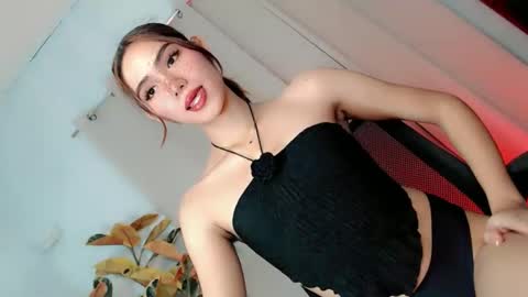 slutty_rose69 online show from February 12, 9:48 am