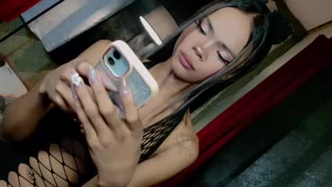 Dont forget to follow me give me thumbs upIm  a New  kataluna online show from October 30, 6:40 pm