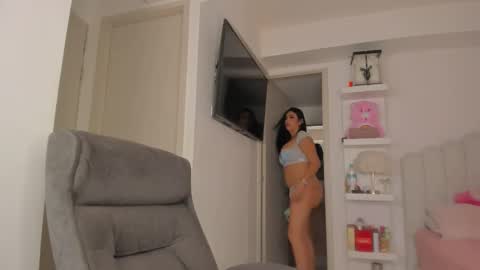    online show from January 9, 7:52 pm