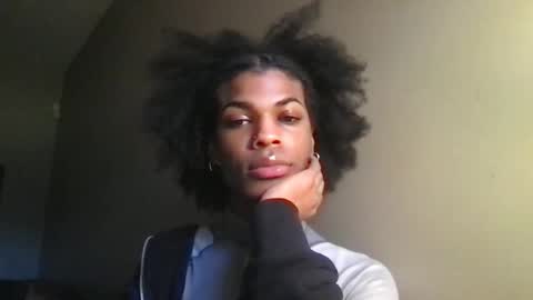 SolaceEve online show from November 19, 8:09 pm