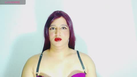sophiehillsxo online show from May 16, 9:29 am