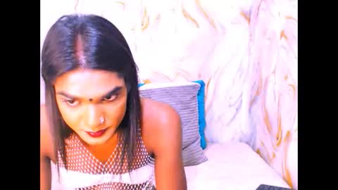 spicybarbie4u online show from April 14, 6:35 pm